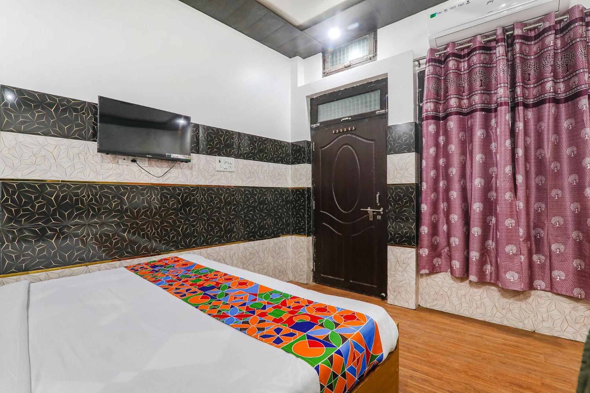 Fabexpress Milan Palace Ayodhya Luaran gambar